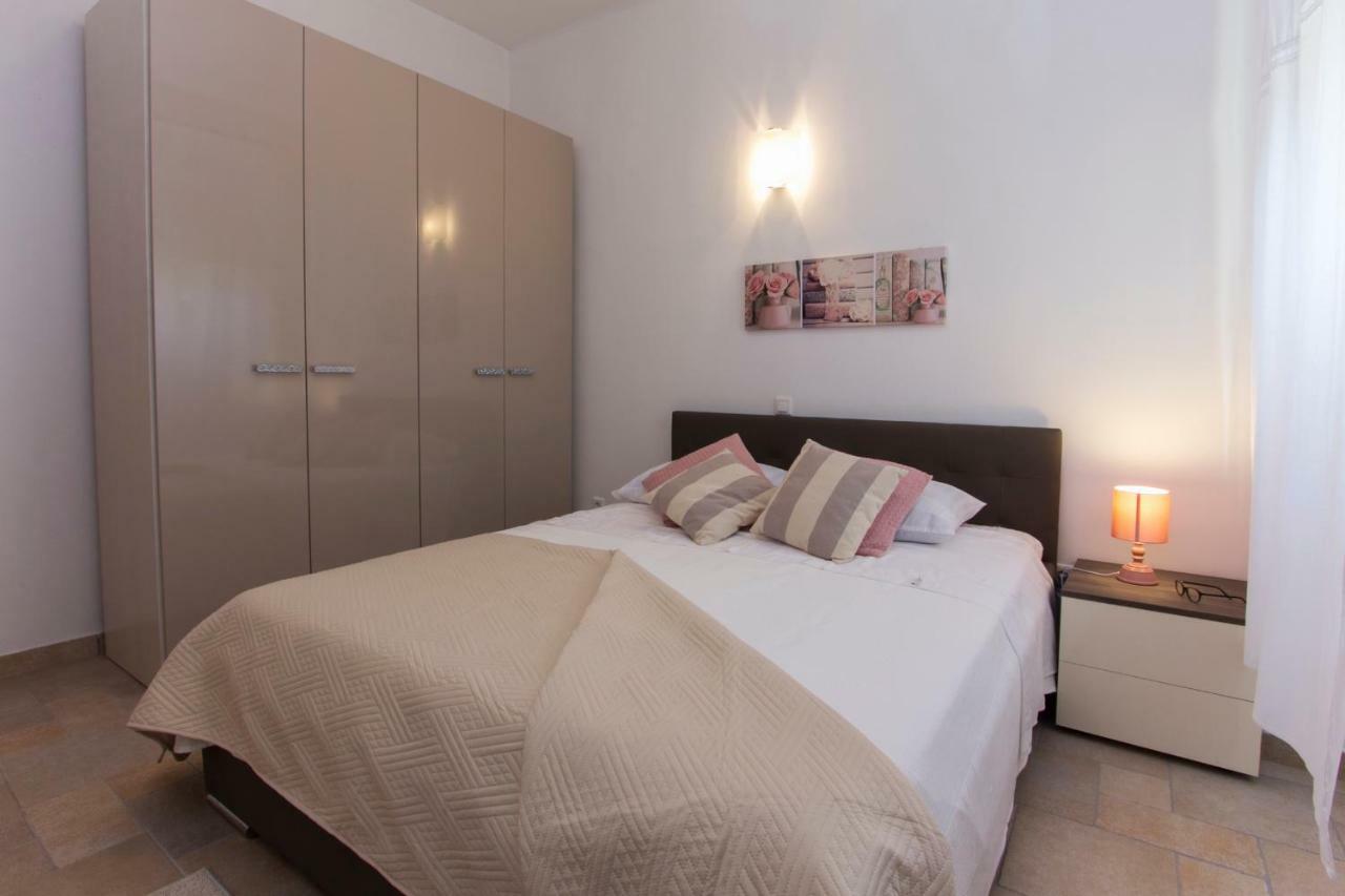 Ema Apartamento Zadar